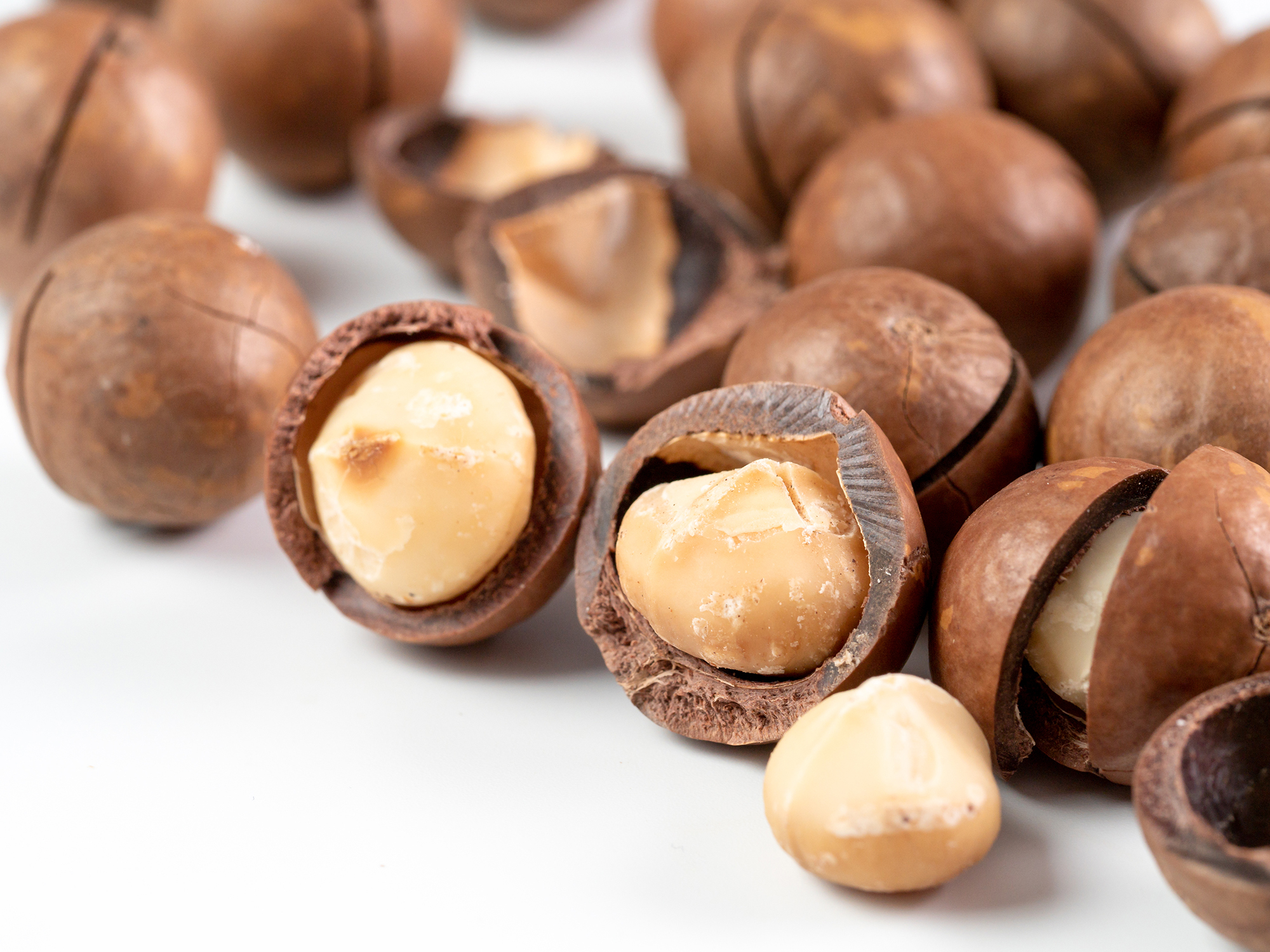 Golden Macadamias, World&amp;#39;s Largest Macadamia Processor, Acquires TOMRA