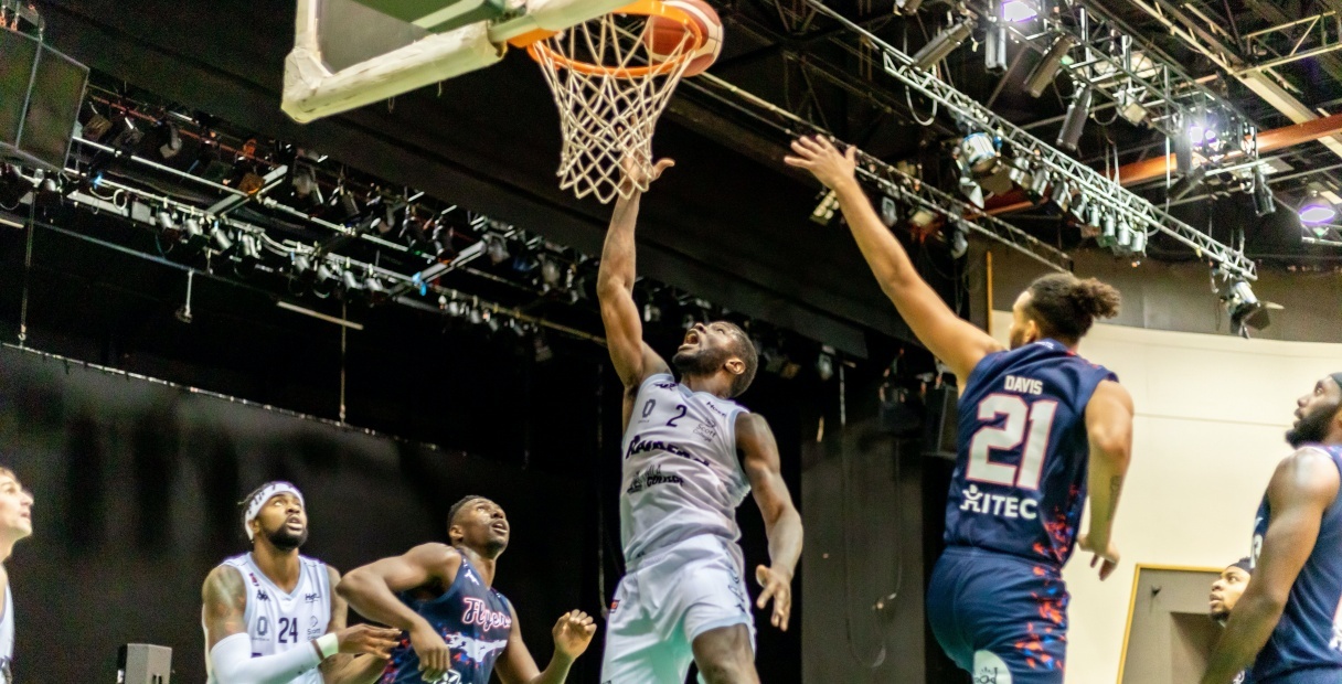 Bristol Flyers pick up first win of the season British Basketball League