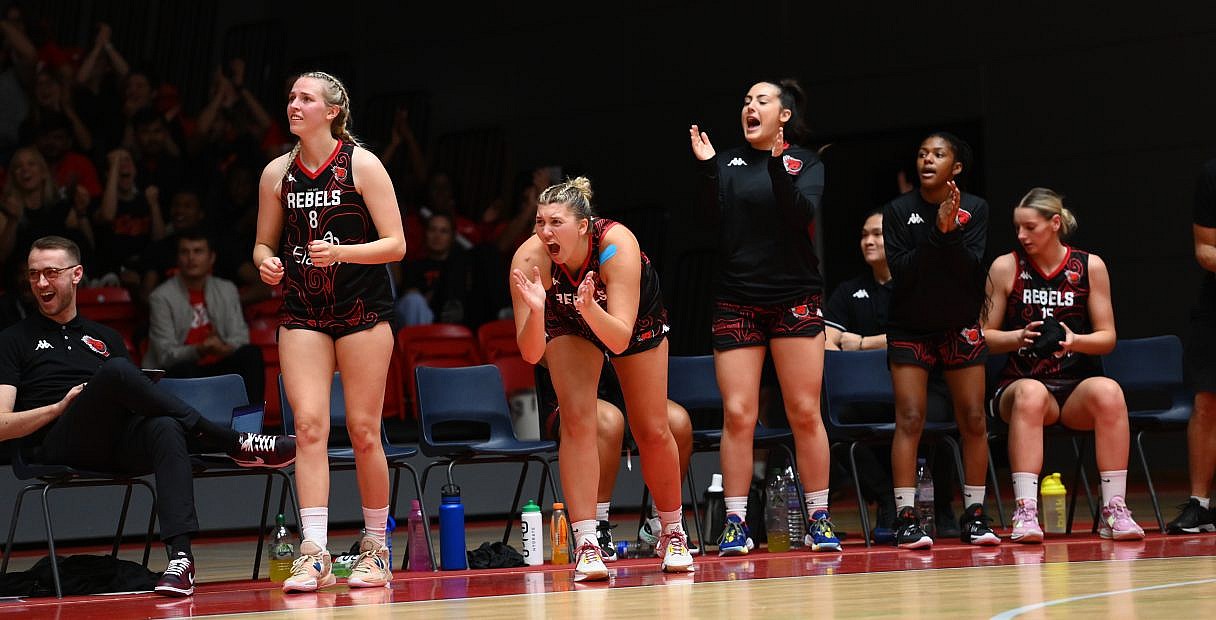 Hatters win with secondhalf spark, Rebels edge out Eagles Women's