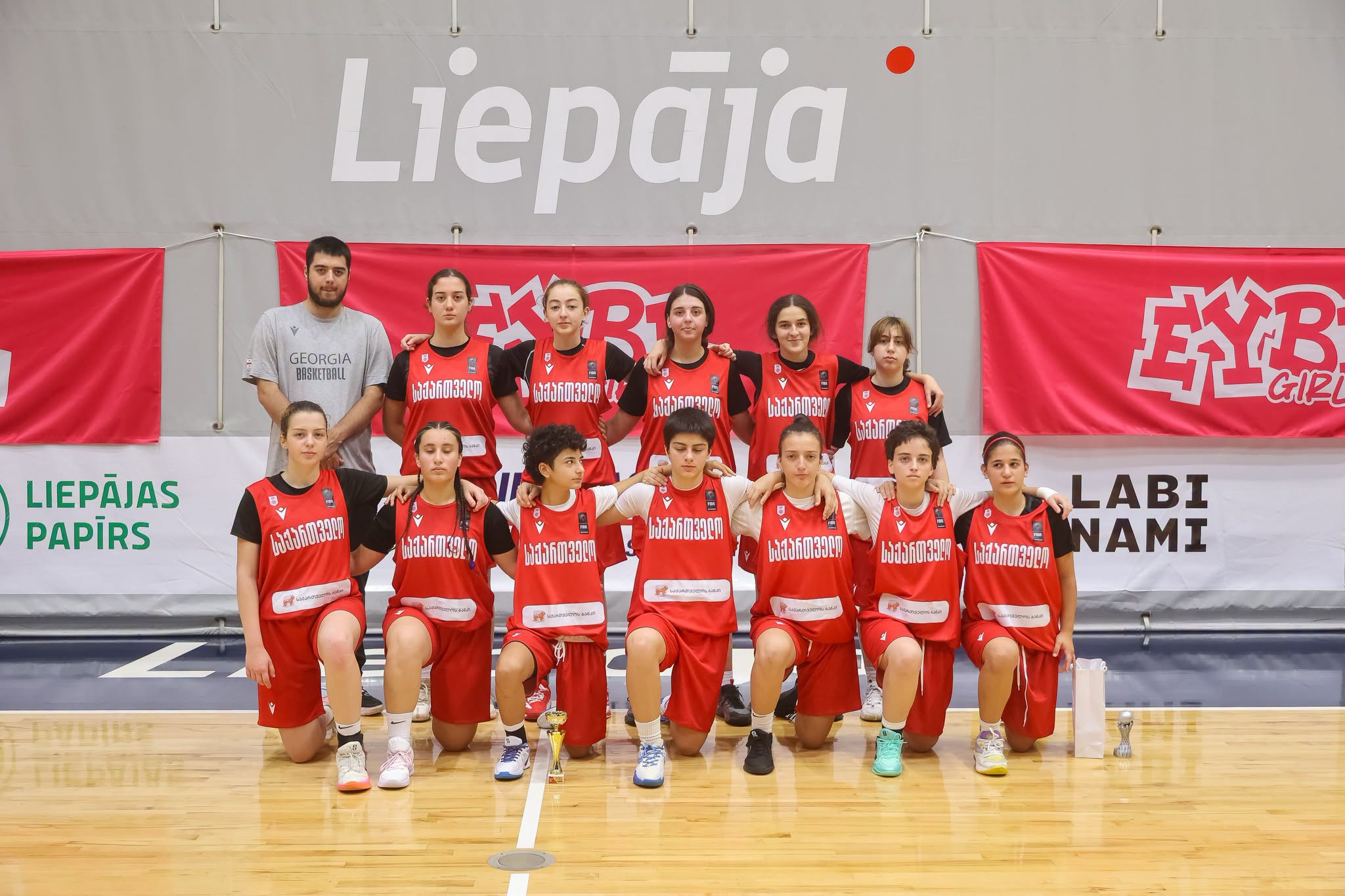 7. U16 Georgian team — a winning finish team photo