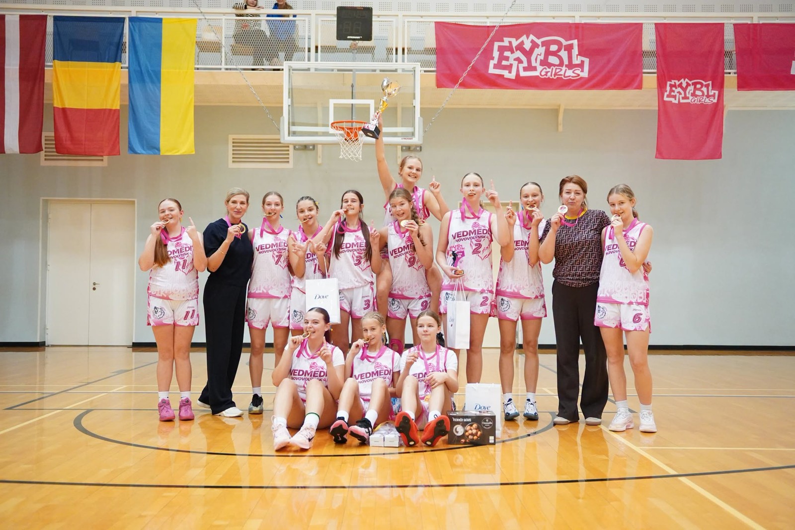 Vedmedi Novovolynsk team at U14 Stage 1
