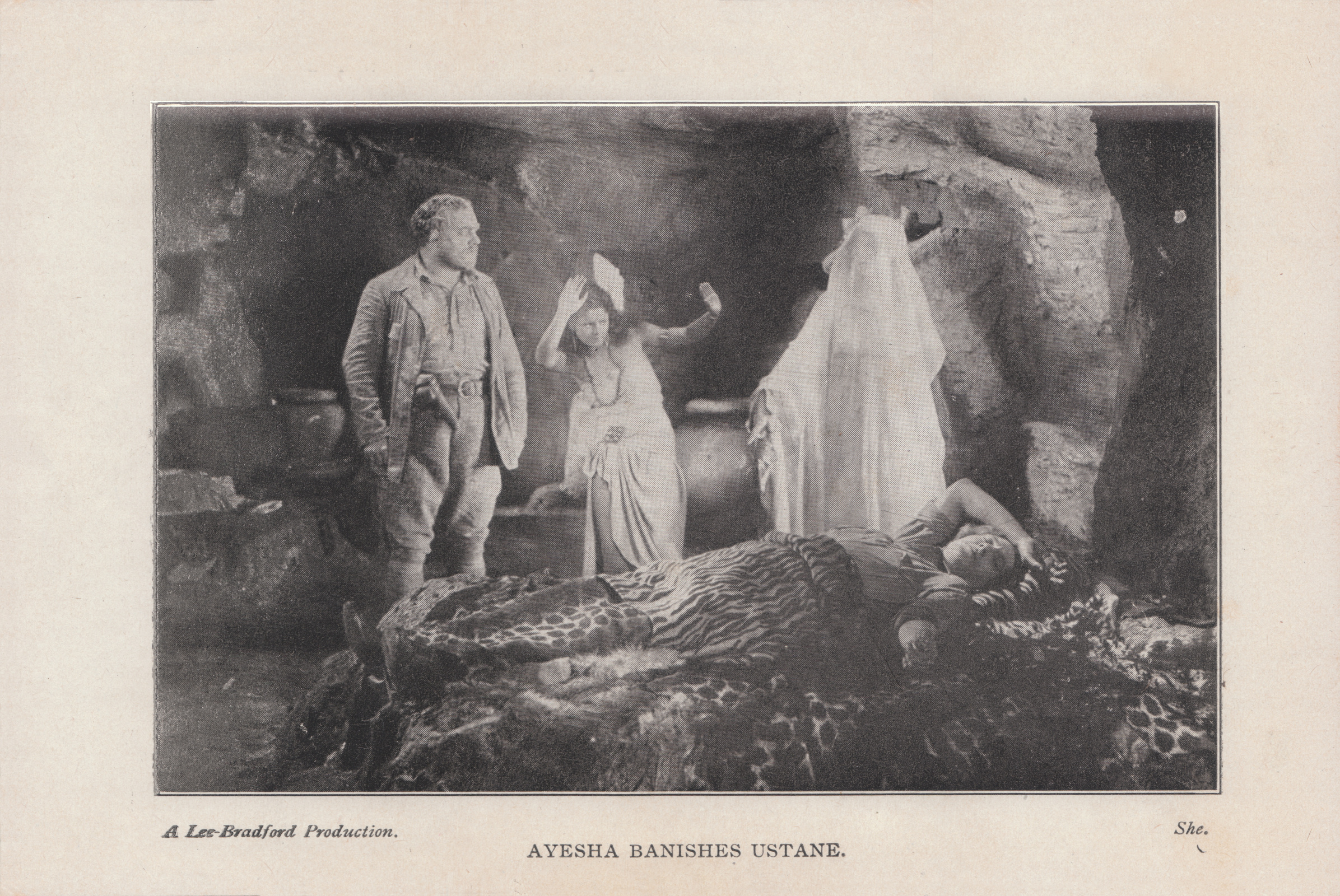 Ayesha banishes Ustane. Ayeshabanishes280