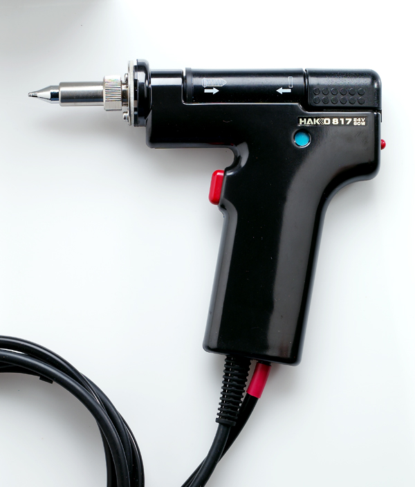 Hakko 817 Desoldering Gun