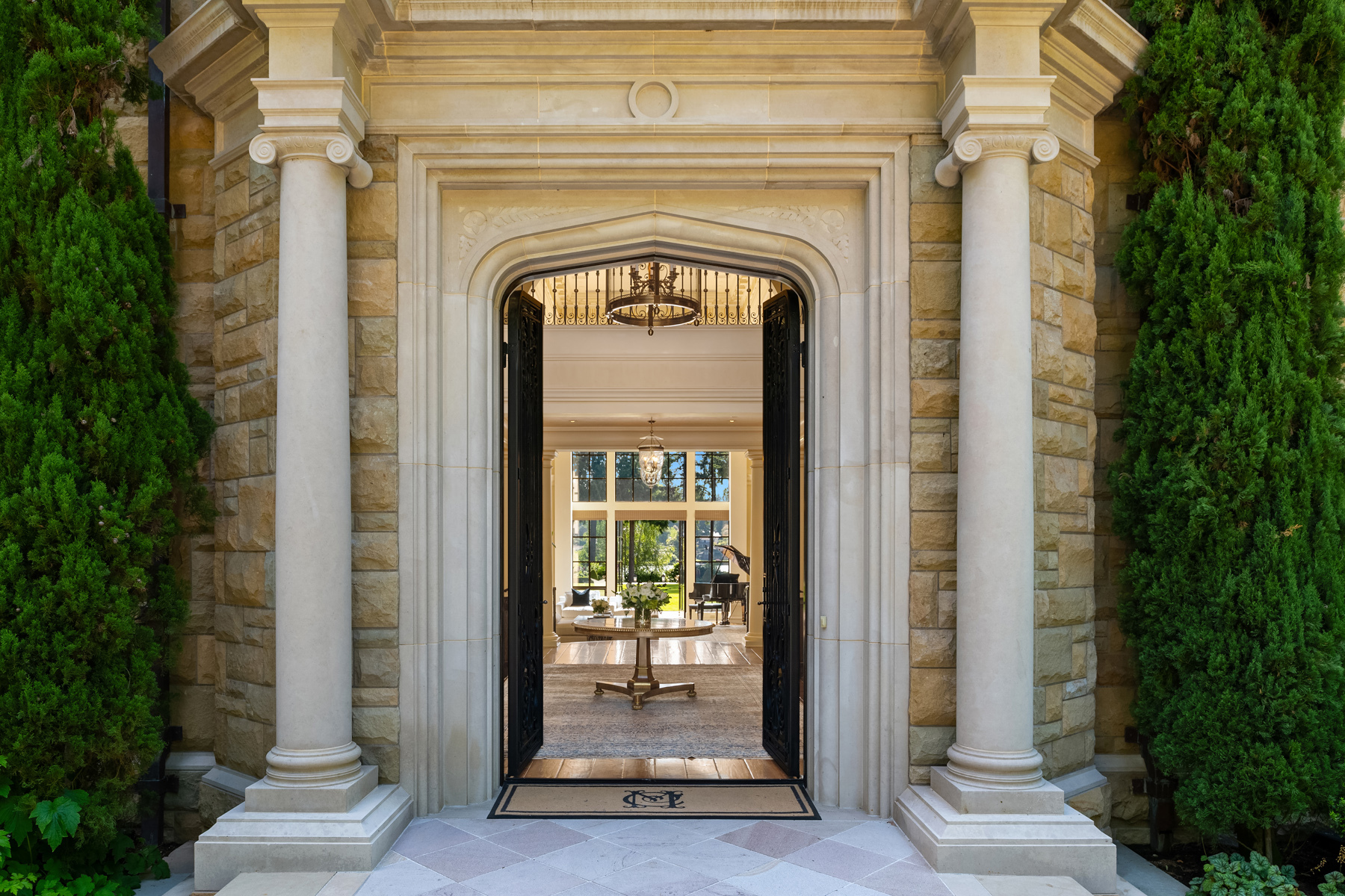 Ultra luxury home for sale , Hunts Point, Washington W Collection