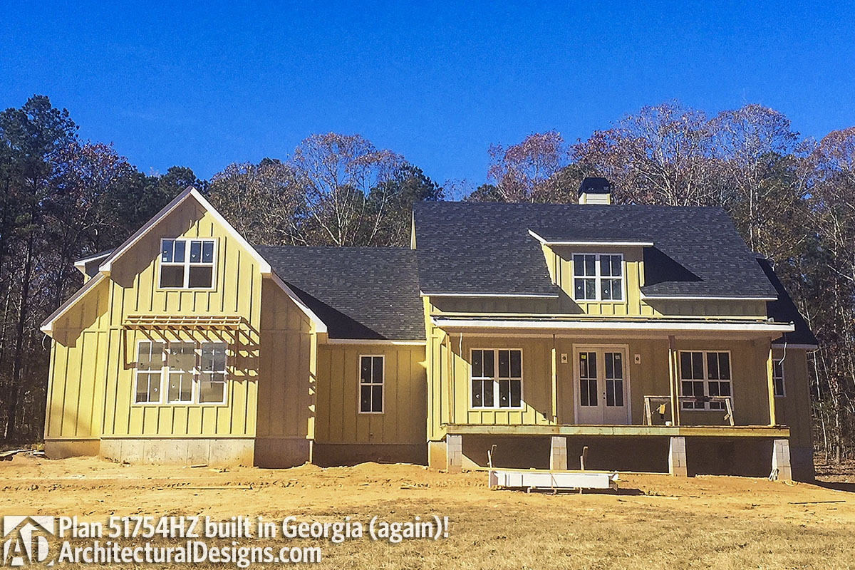 Modern Farmhouse Plan 51754HZ comes to life in Georgia (again)! Modern Farmhouse Plan 51754HZ comes to life in Georgia (again)!