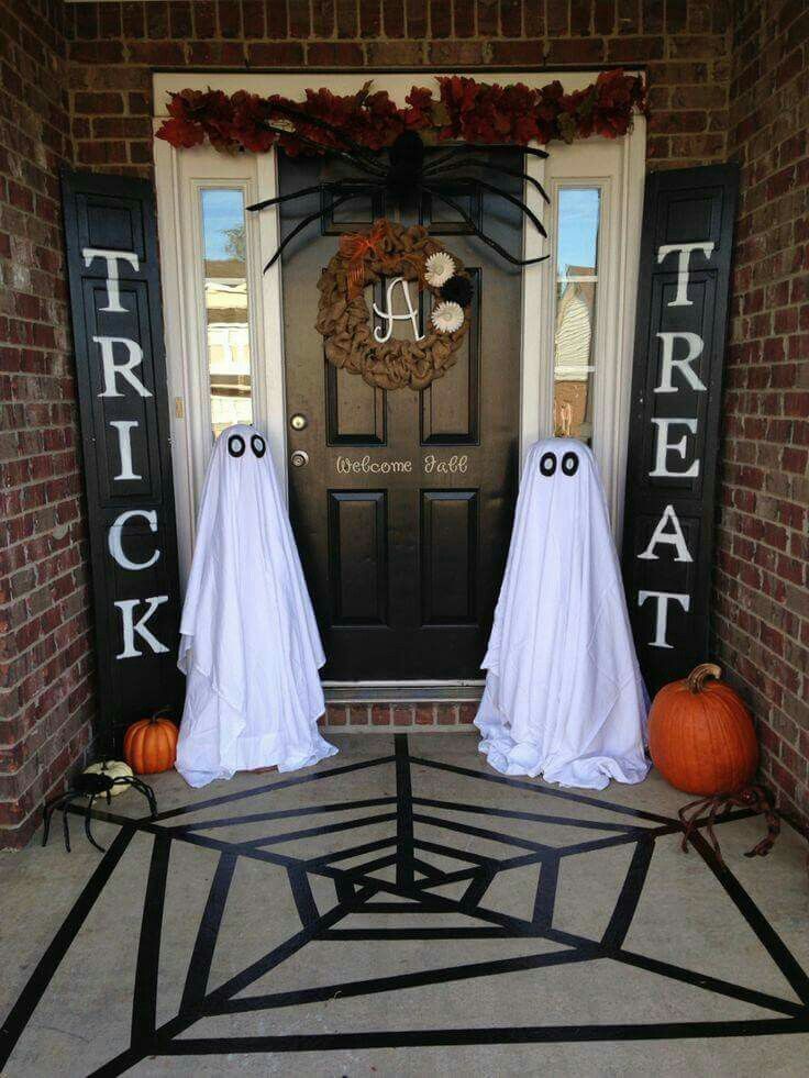 Halloween Front Door Decor