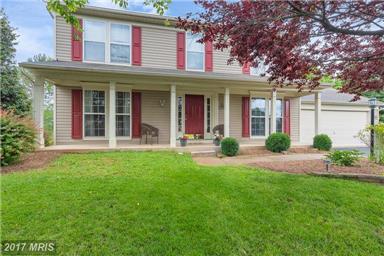 Fall Feature Listing: 6804 Wythe Court
