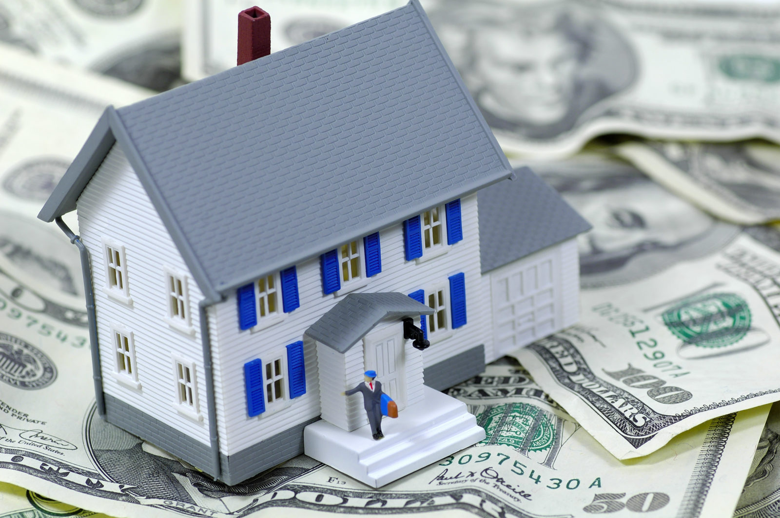 Energy Efficiency in Your Lakewood Home - Allison Van Wig