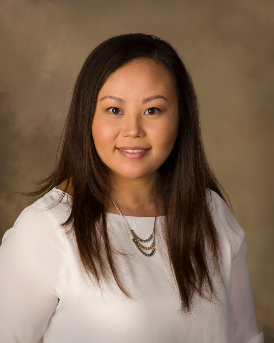 Alicia Vang - Broker, Lake Norman Homes for Sale