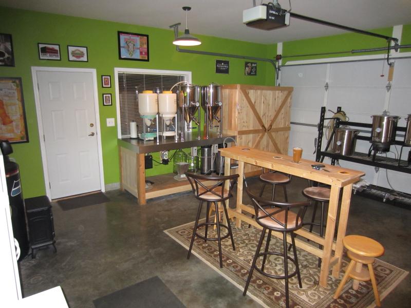 Mike�s HopHouse Brewery &amp; Taproom American Homebrewers