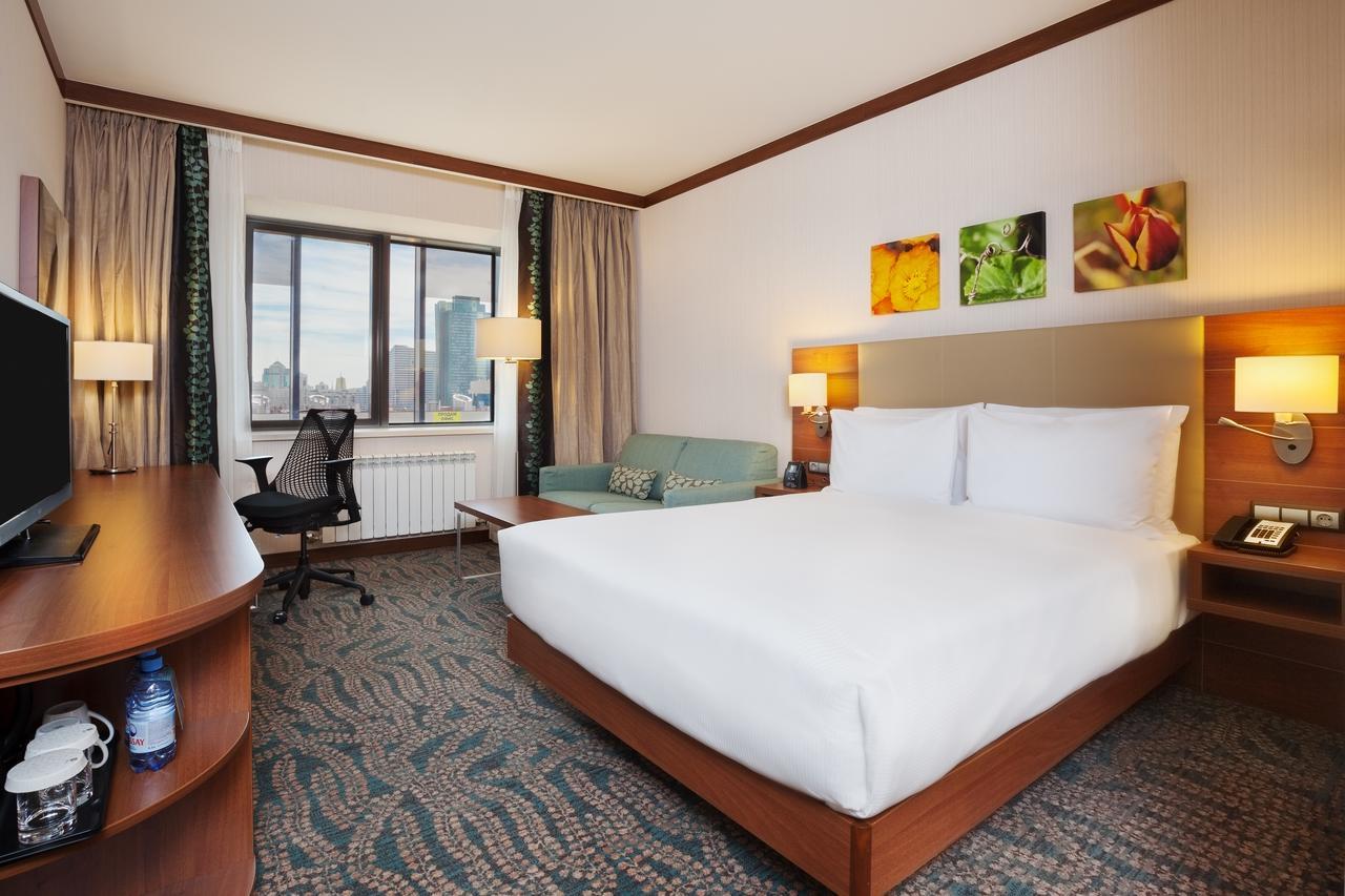 Hilton Garden Inn (or similar)
