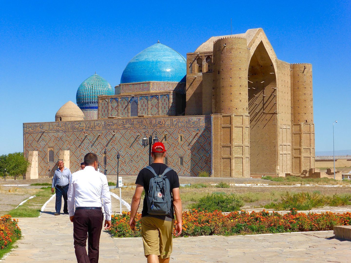 Shymkent – Turkestan – Shymkent