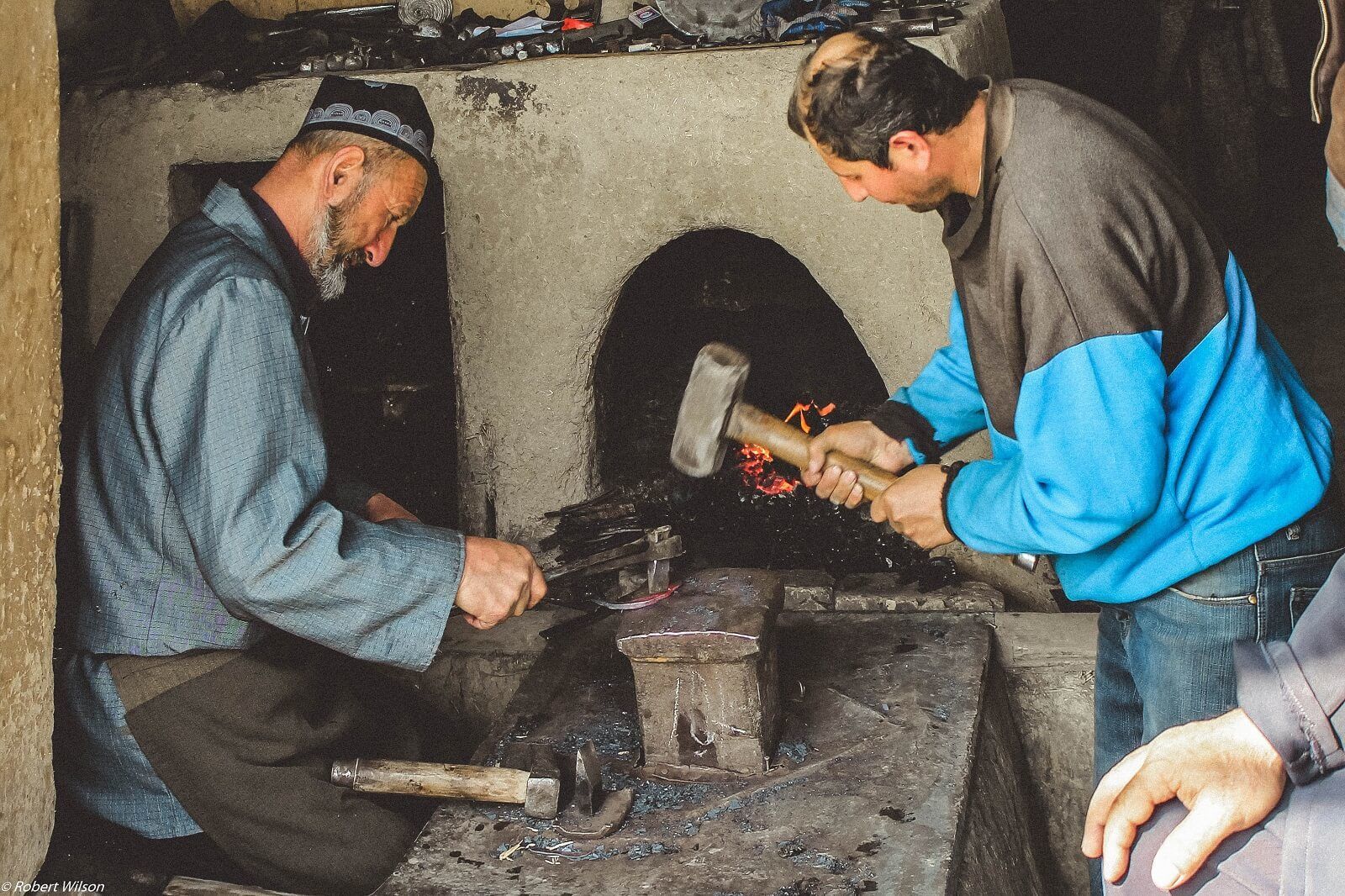 Penjikent – Istarafshan – Khujand (270km, 6h)