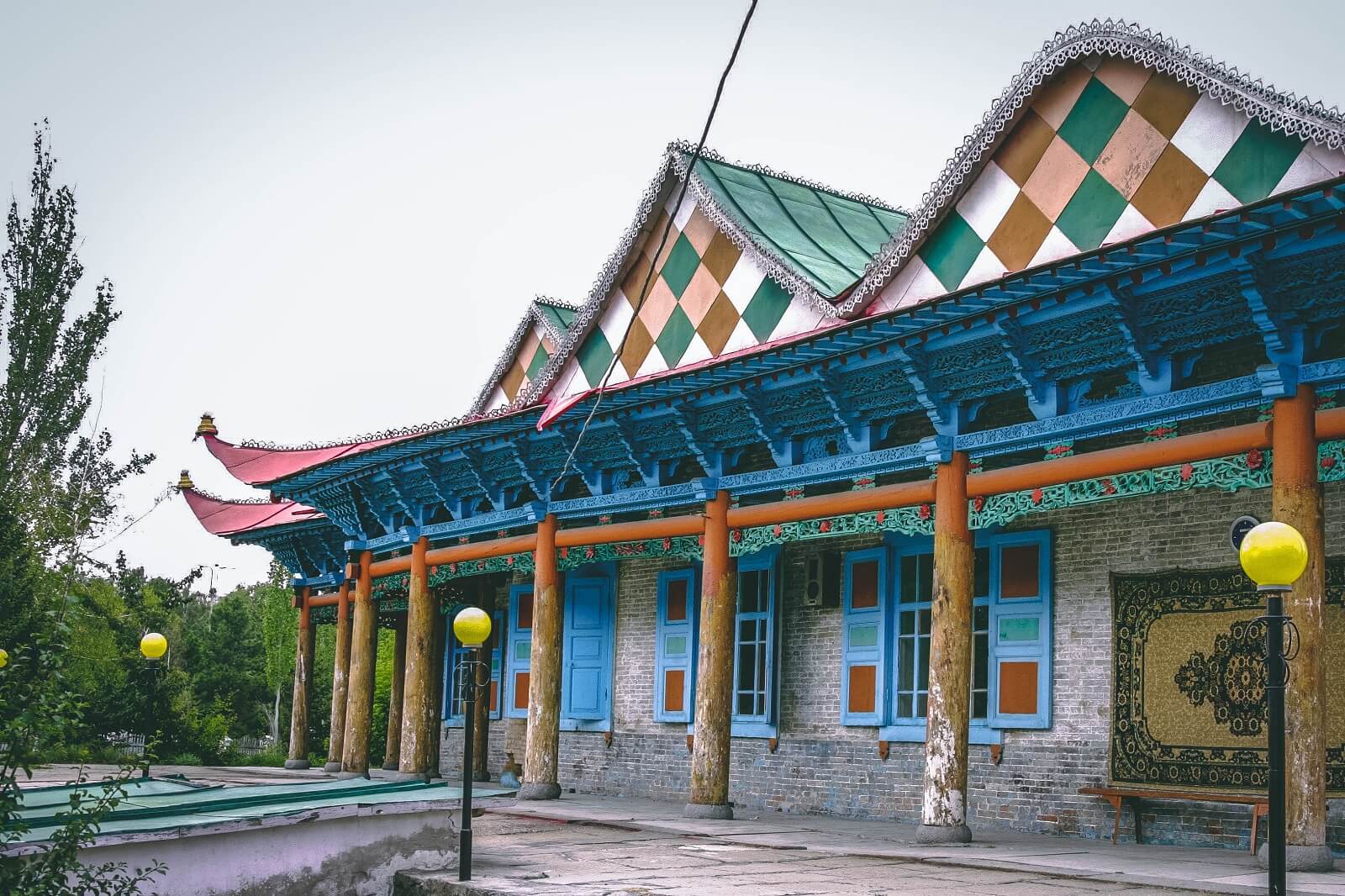 Tosor – Jety Oguz - Karakol (160km, 3h)