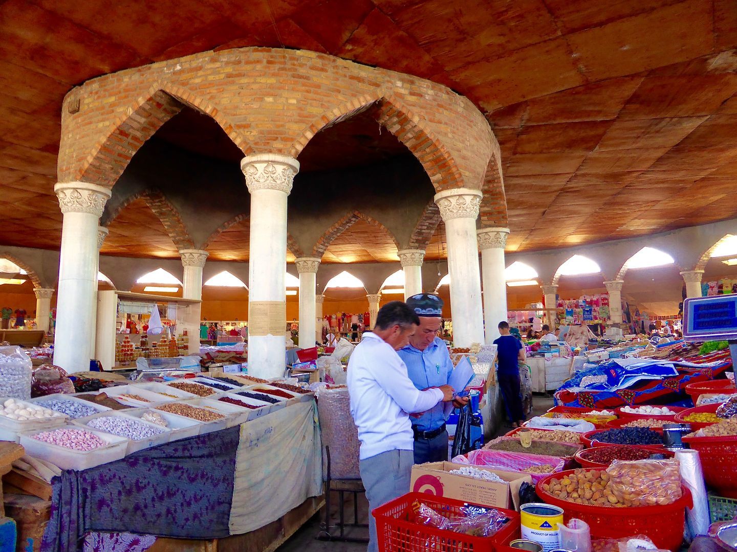 Day 14: Penjikent - Iskander Kul - Dushanbe (Jeep, 300 km)