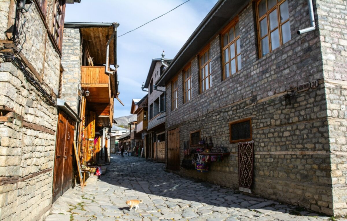 Visit the copper craftsmen of Lahij