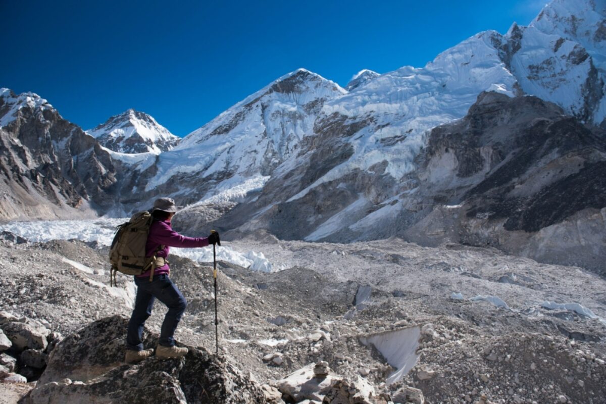 Trek to Lobuche