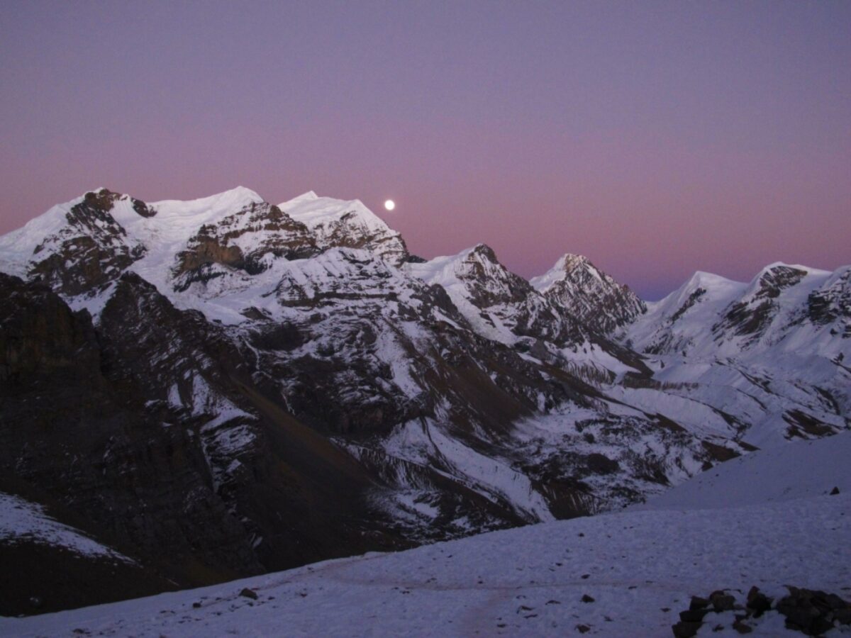 Trek to Surche Phedi
