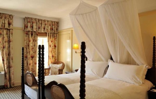 Victoria Falls Hotel