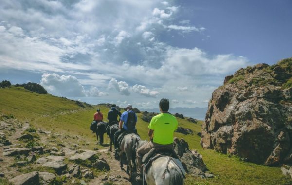 Horseback: Kilemche – Song Kul Lake