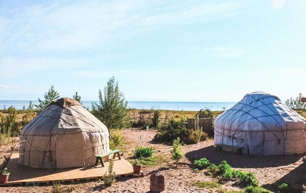 Song Kul – Tosor (270km, 6-7h)