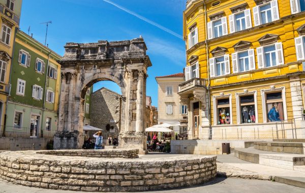 Pula