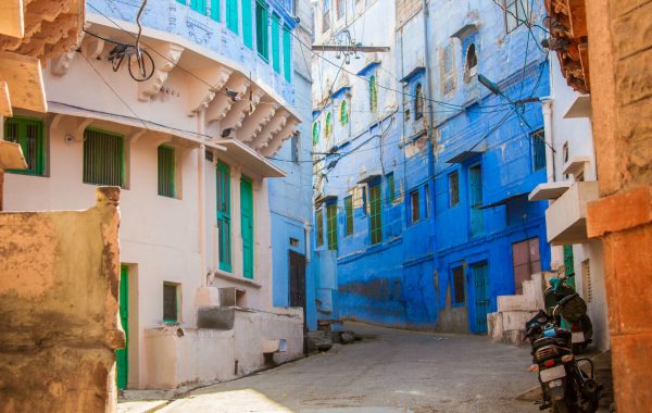 See Rajasthani palaces in Jodhpur