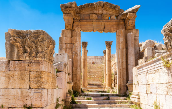 Wander the chariot-rutted streets of Jerash