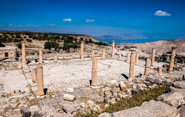 Explore northern Jordan’s little-visited archaeological ruins at Umm Qais