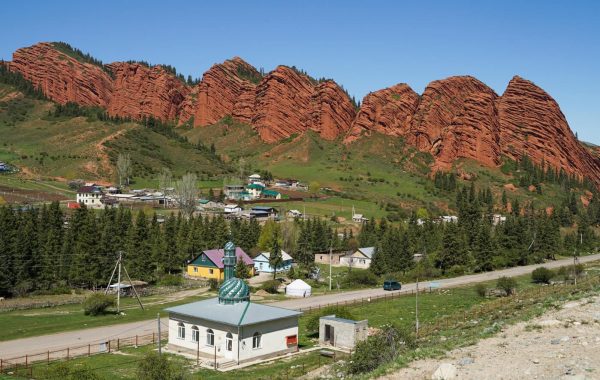 Tamga – Jety Oguz - Karakol-Tepke
