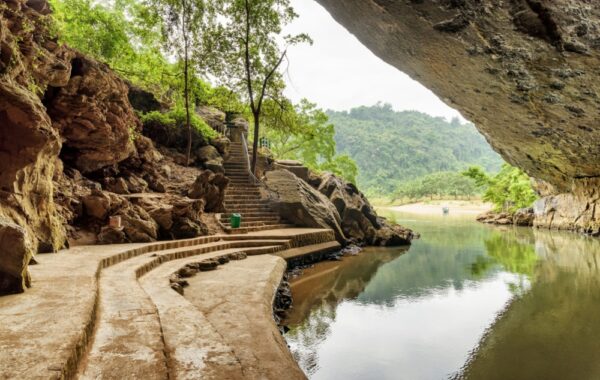 Phong Nha Caves