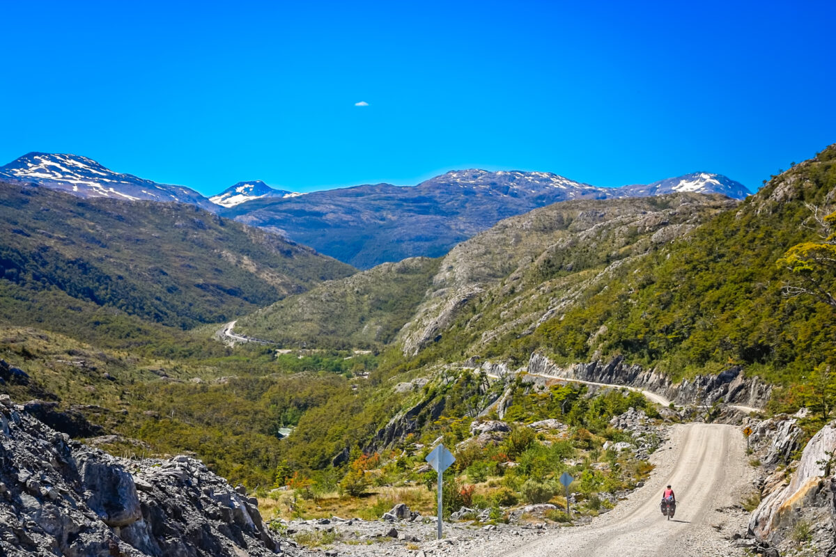 Cycling_Carretera-Austral