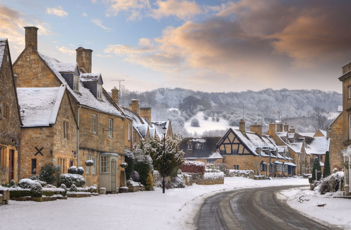 England Costwalds village of Broadway in snow