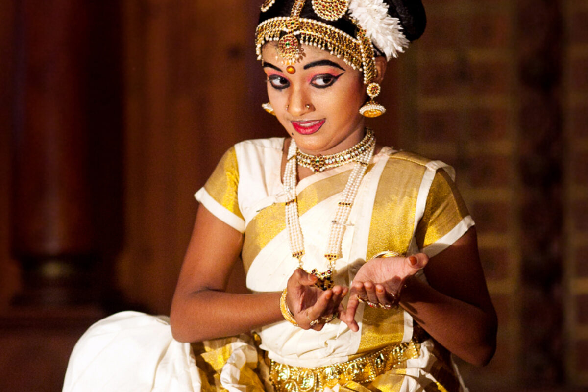 Kerala Mohiniyattam lowres