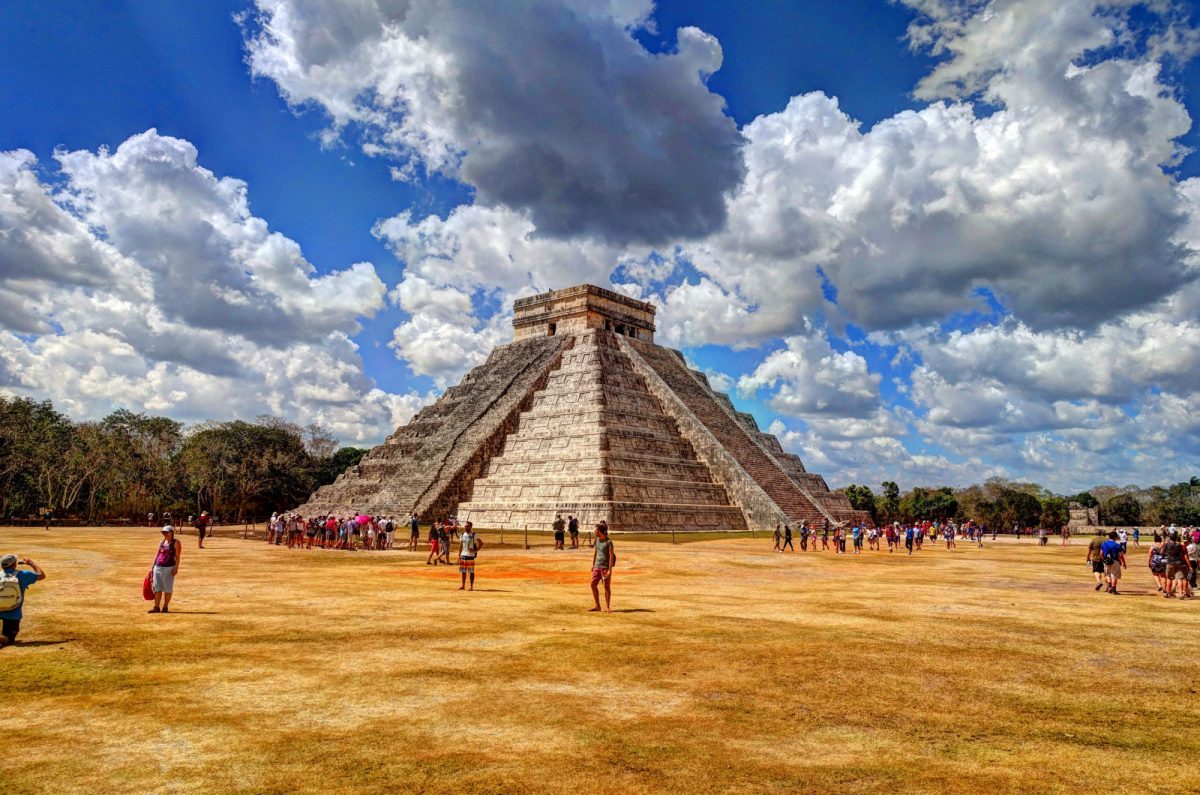 Mexico Chichen Itza castle2