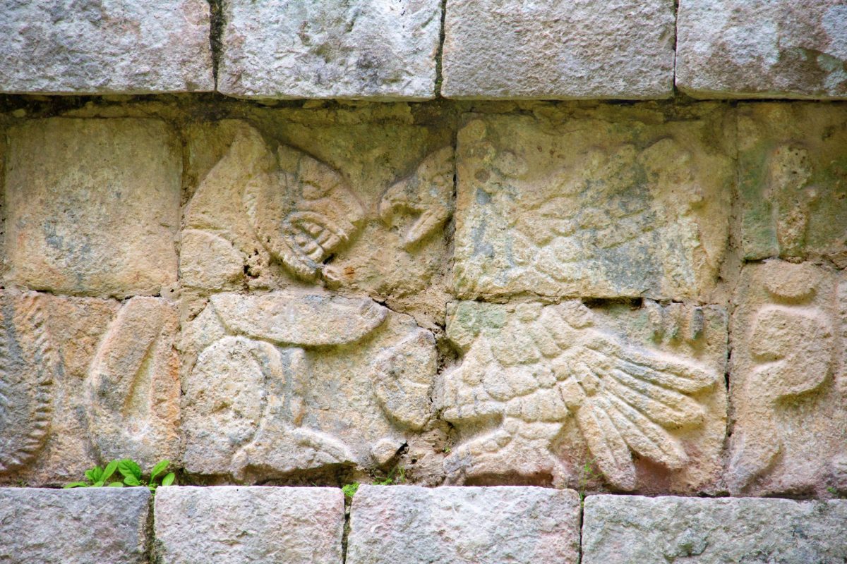 Mexico Chichen Itza symbols