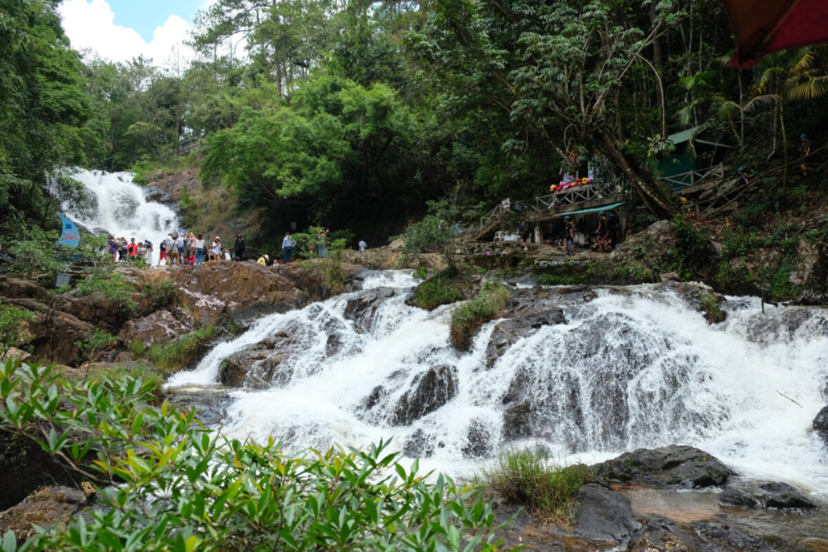 Vietnam_Dalatawaterfalls