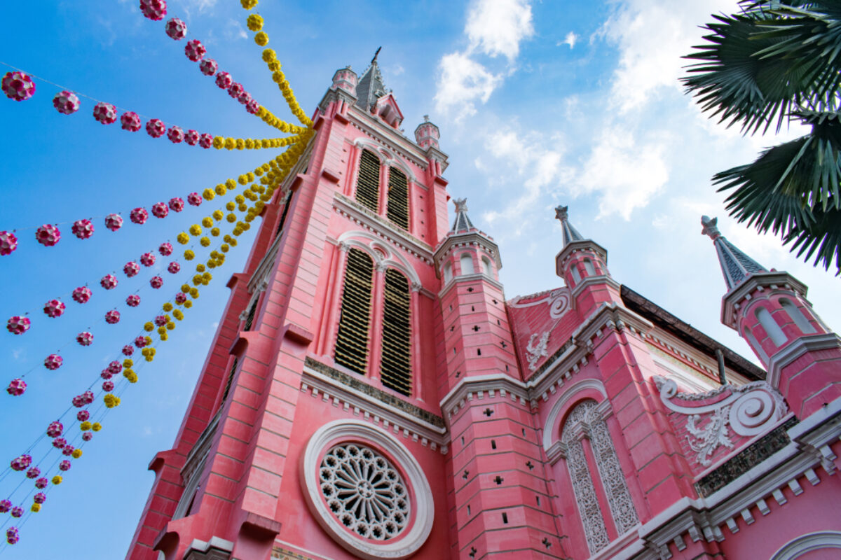 Vietnam_HCMchurch_lowres