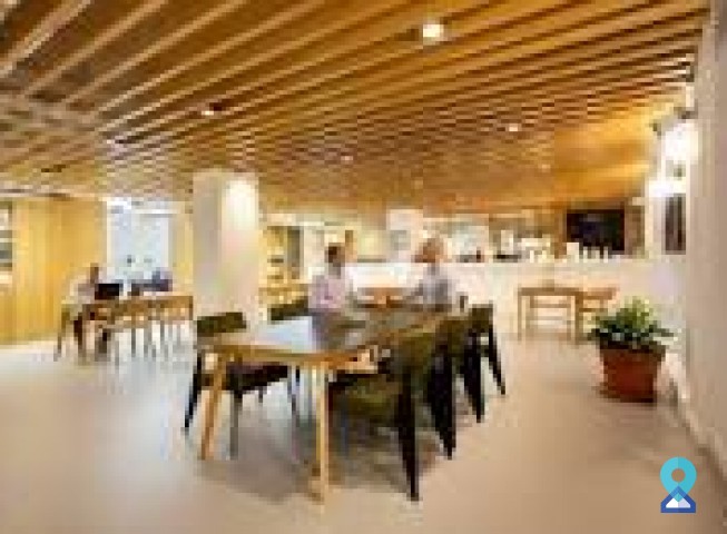 Coworking Space in city road,London