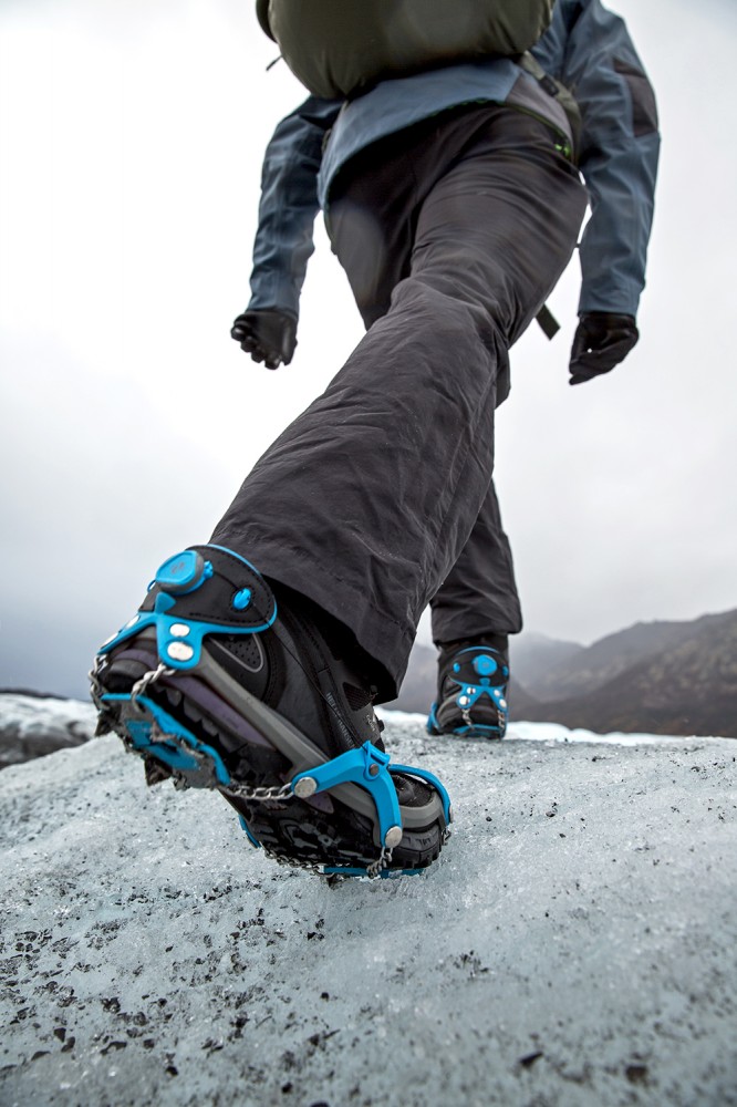 Yaktrax Summit,  | International Design Awards Winners