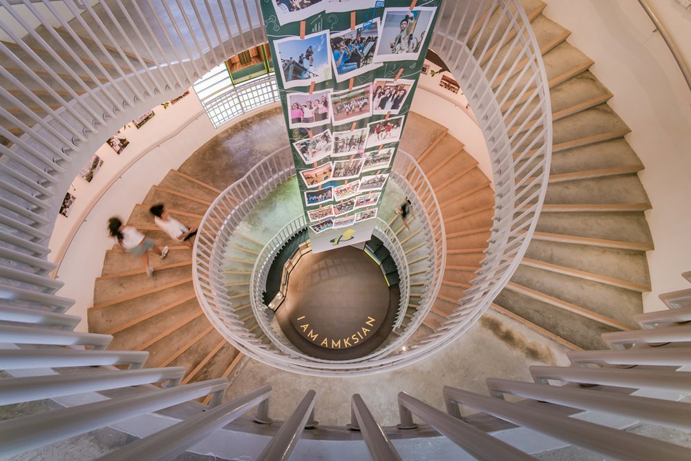 The Educational & Aspirational Spiral Stairway of History and Heritage (AMKSS), Hottoh Design Pte Ltd | International Design Awards Winners