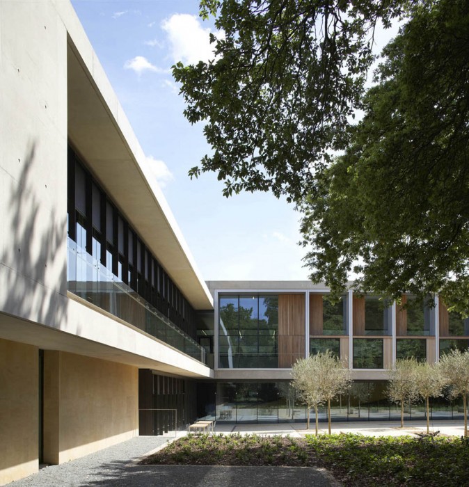 Sainsbury Laboratory, University of Cambridge,  | International Design Awards Winners