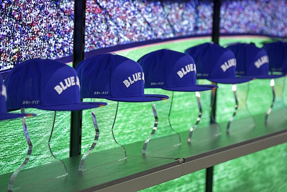 Jays Shop Toronto Eaton Centre by Richard Dirstein International Design Awards™ Winners