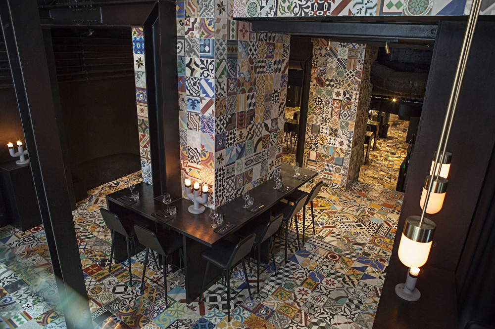 Llama Restaurant & Bar,  | International Design Awards Winners