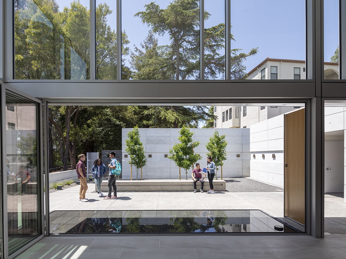 Saint Mary's Student Chapel, Mark Cavagnero Associates | International Design Awards Winners