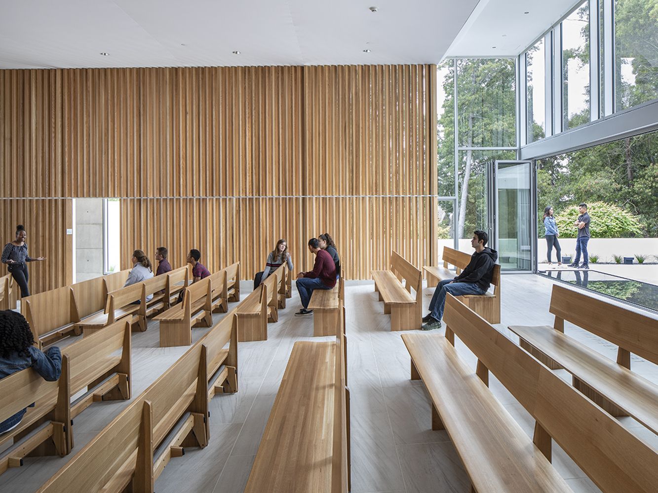 Saint Mary's Student Chapel, Mark Cavagnero Associates | International Design Awards Winners