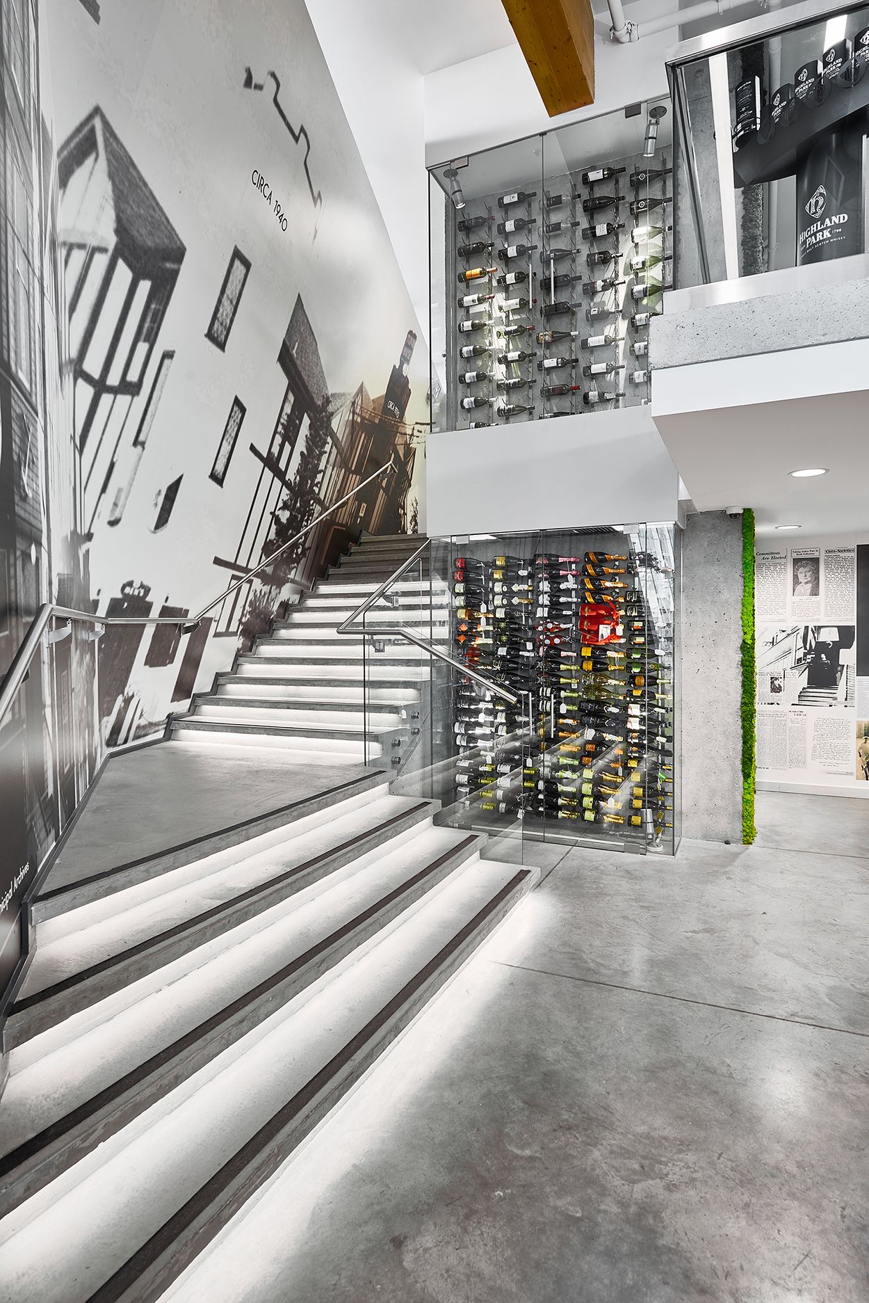 The Tudor House Liquor Store, GBL Architects | International Design Awards Winners