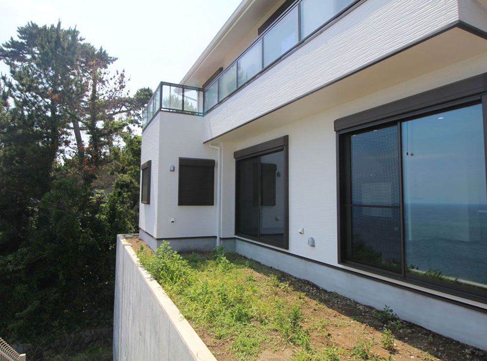 A House, Seaside House, Hiroyuki Niino Architecture and Urbanism | International Design Awards Winners