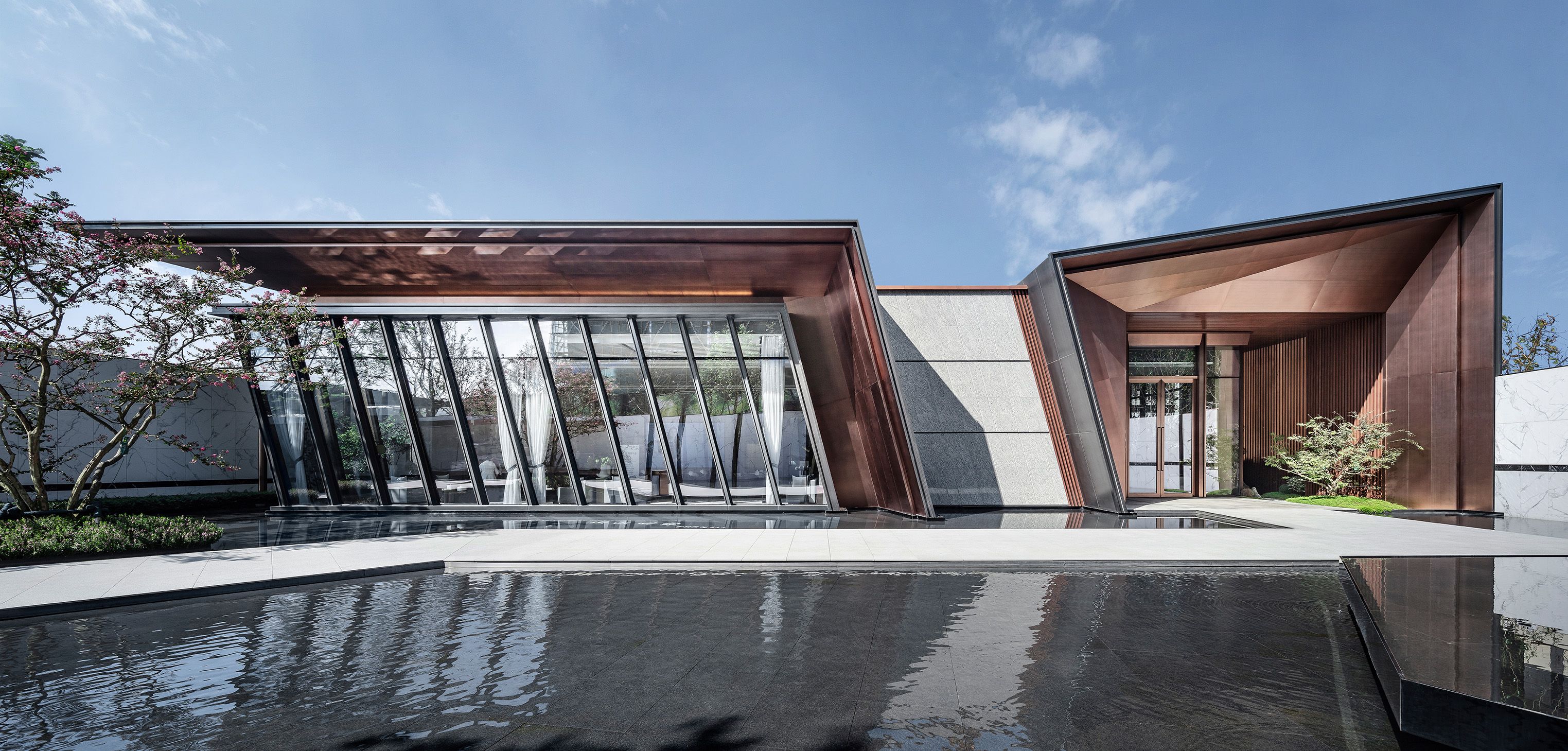 Artisan Bay Sales center, Shanghai PTArchitects | International Design Awards Winners