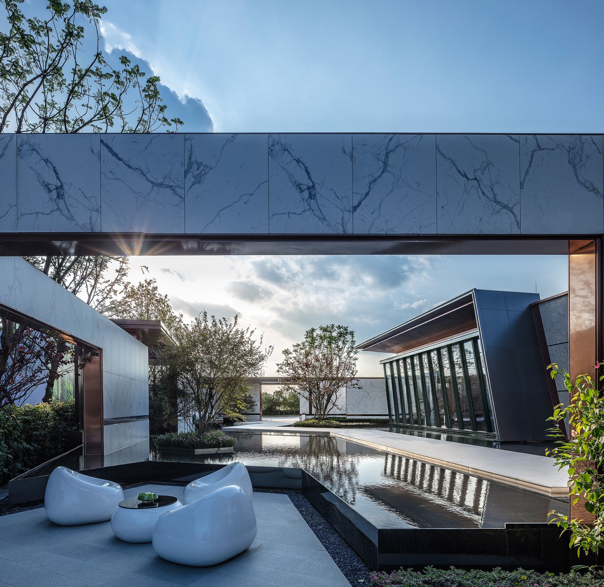 Artisan Bay Sales center, Shanghai PTArchitects | International Design Awards Winners